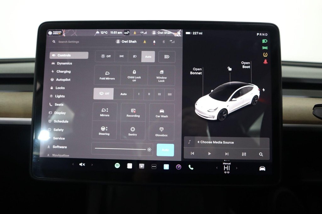 Used Tesla Model 3 2021 for sale - 76768703: Photo 26