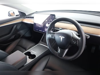 Used Tesla Model 3 2021 for sale - 76768703: Photo