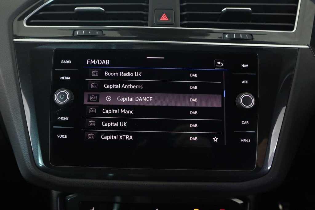 Used Volkswagen Tiguan 2021 for sale - 76345491: Photo 32