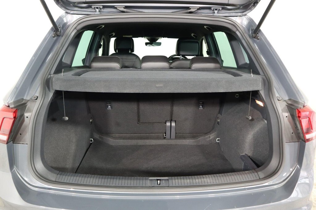 Used Volkswagen Tiguan 2021 for sale - 76345491: Photo 48