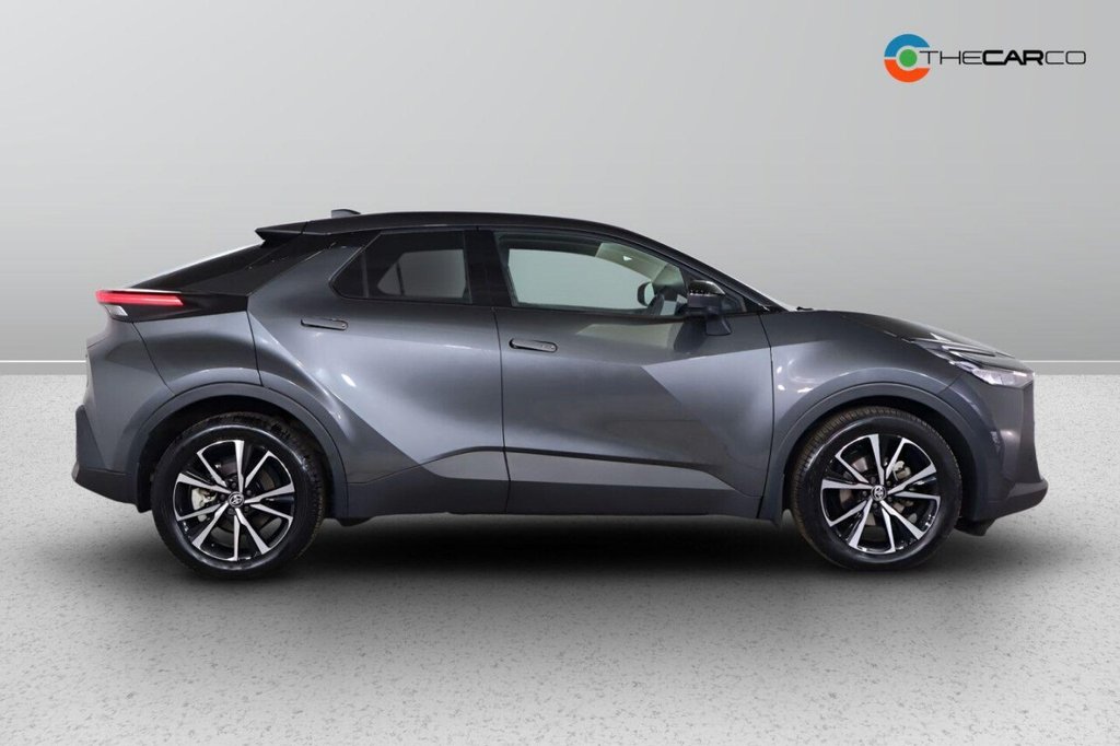 Used Toyota C-HR 2024 for sale - 76368238: Photo 10