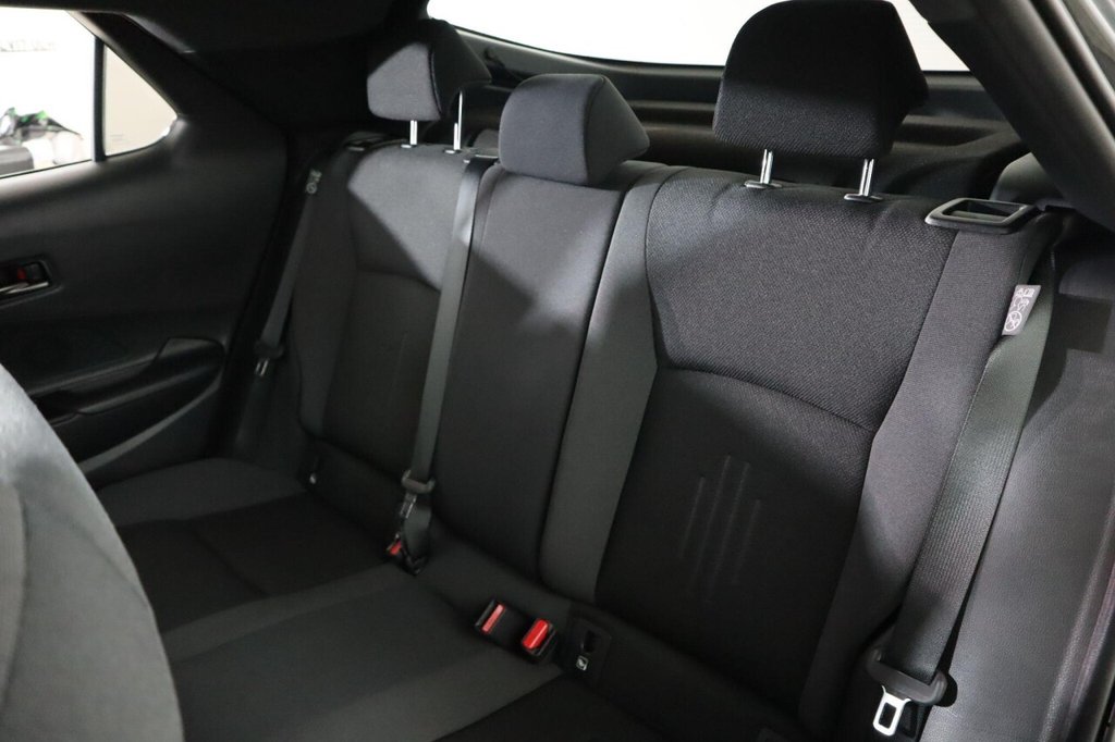 Used Toyota C-HR 2024 for sale - 76368238: Photo 23