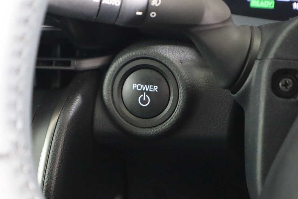 Used Toyota C-HR 2024 for sale - 76368238: Photo 26