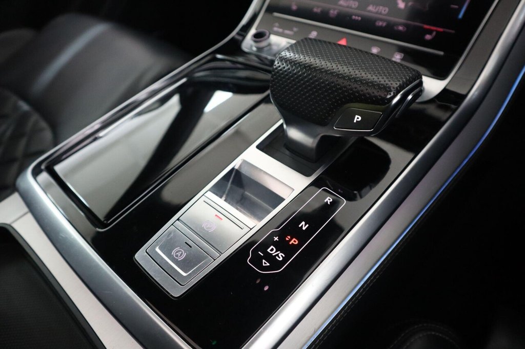 Used Audi Q8 2019 for sale - 76923707: Photo 16