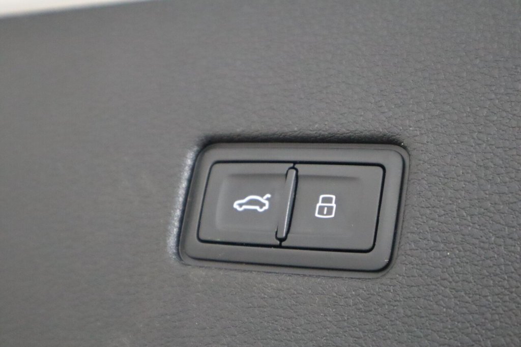 Used Audi Q8 2019 for sale - 76923707: Photo 29