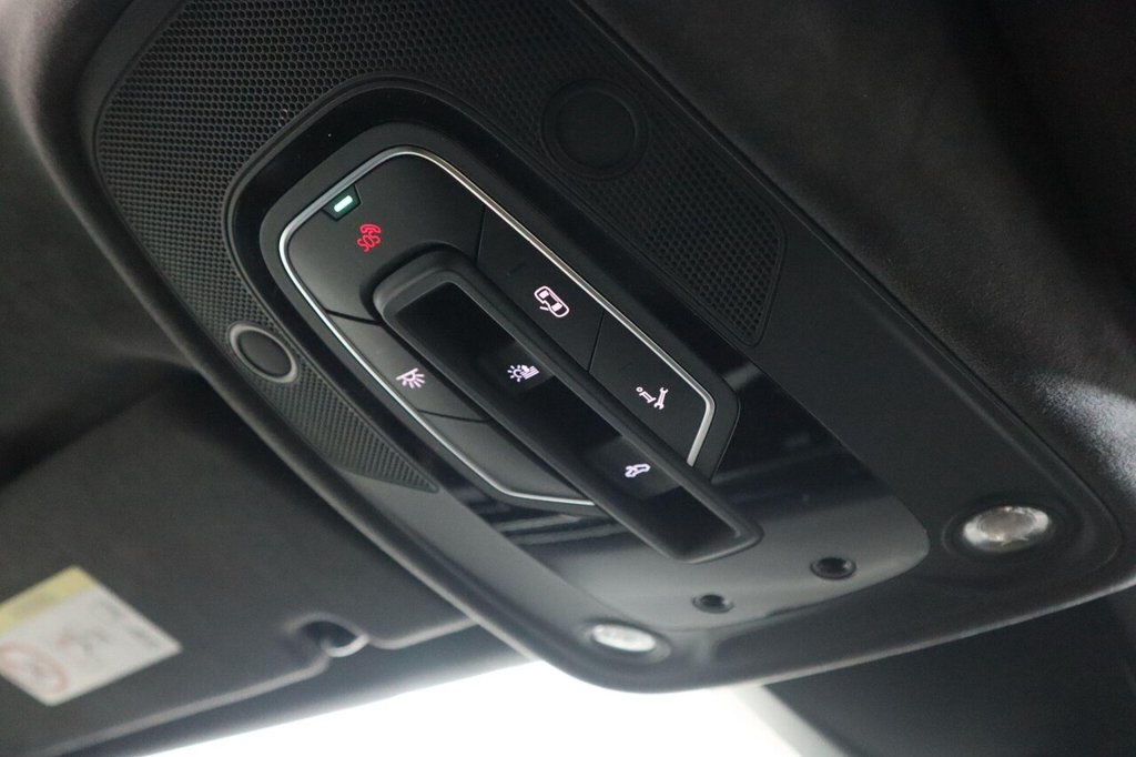 Used Audi Q8 2019 for sale - 76923707: Photo 40