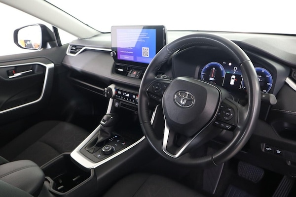 Used Toyota RAV4 2023 for sale - 76210601: Photo 12