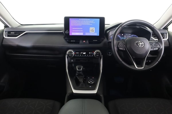 Used Toyota RAV4 2023 for sale - 76210601: Photo 13