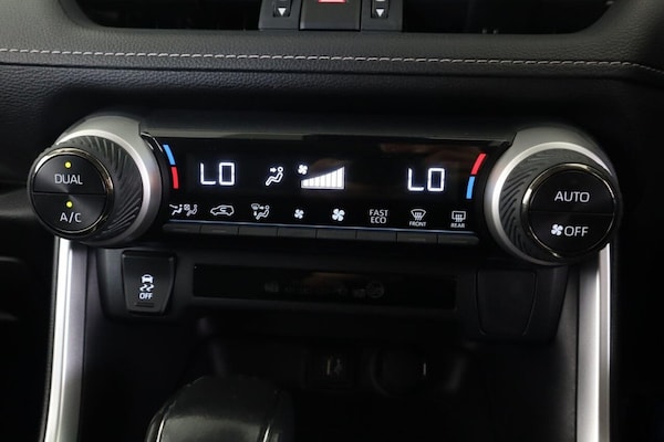 Used Toyota RAV4 2023 for sale - 76210601: Photo 22