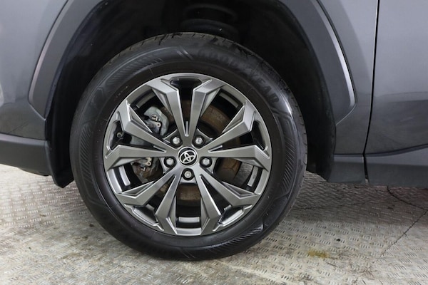 Used Toyota RAV4 2023 for sale - 76210601: Photo 32