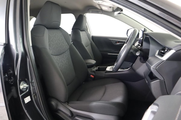 Used Toyota RAV4 2023 for sale - 76210601: Photo 50