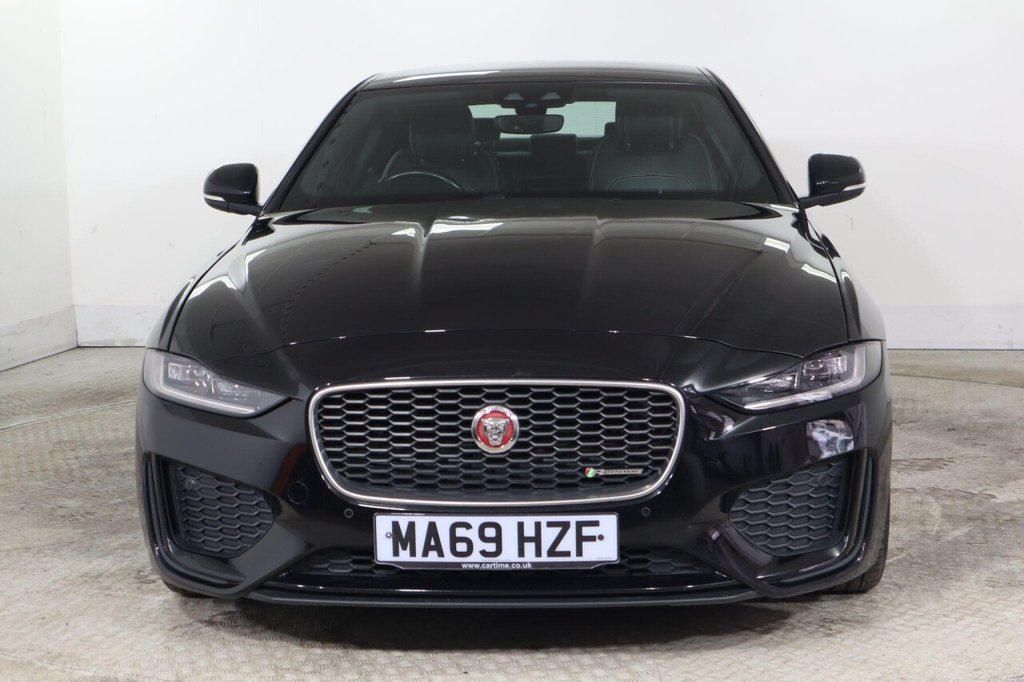 Used Jaguar XE 2019 for sale - 77534656: Photo 3