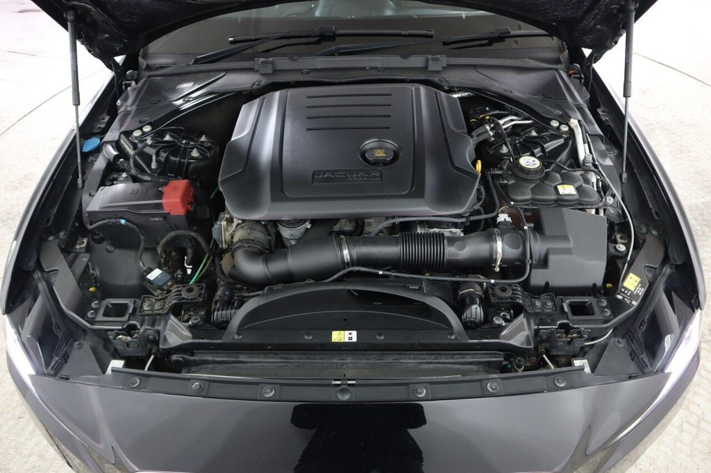 Used Jaguar XE 2019 for sale - 77534656: Photo 31