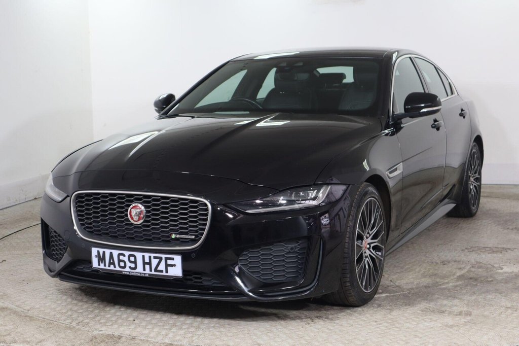Used Jaguar XE 2019 for sale - 77534656: Photo 4