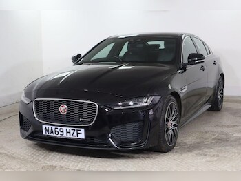 Used Jaguar XE 2019 for sale - 77534656: Photo