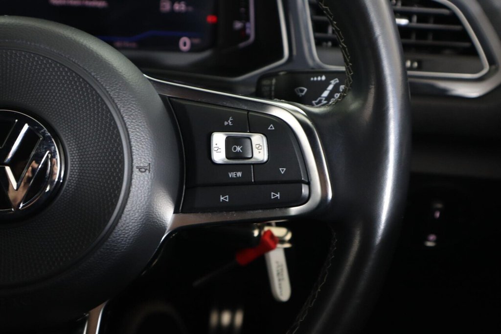 Used Volkswagen T-Roc 2019 for sale - 76632567: Photo 17