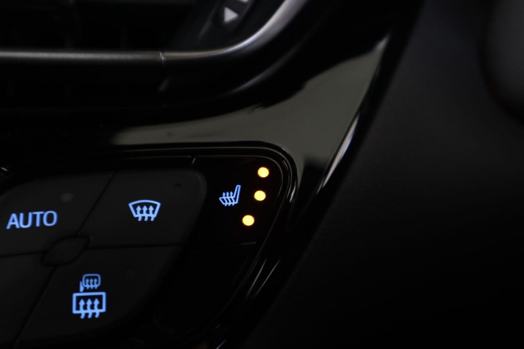 Used Toyota C-HR 2021 for sale - 77507442: Photo 21