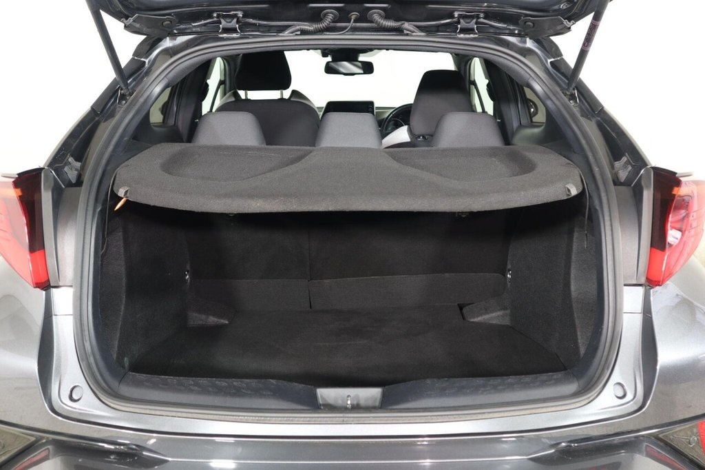 Used Toyota C-HR 2021 for sale - 77507442: Photo 41