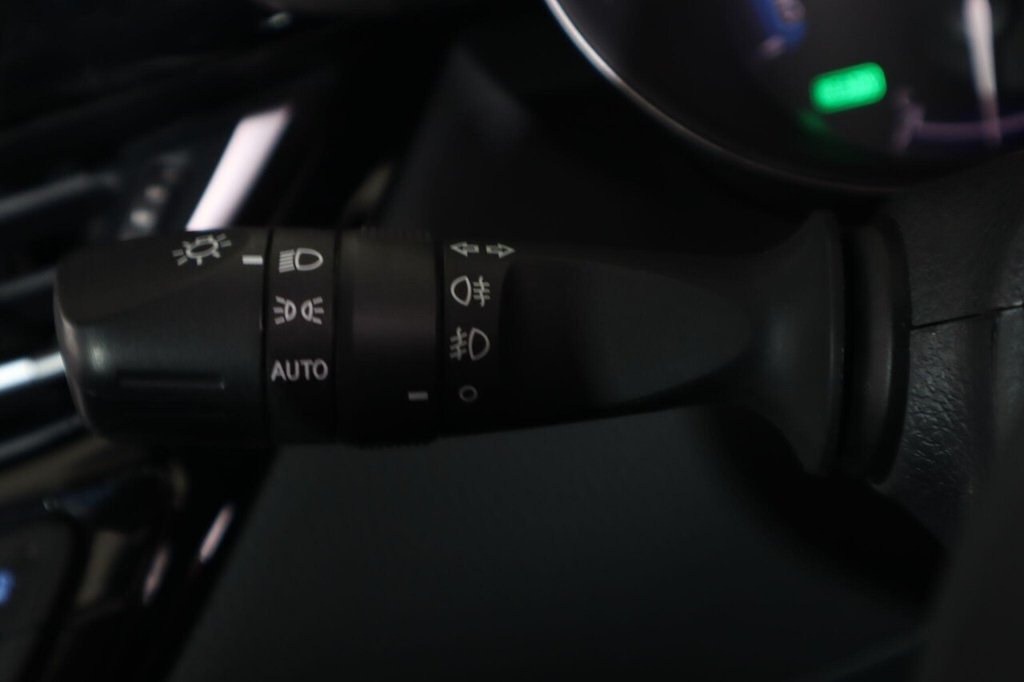 Used Toyota C-HR 2023 for sale - 77835549: Photo 21