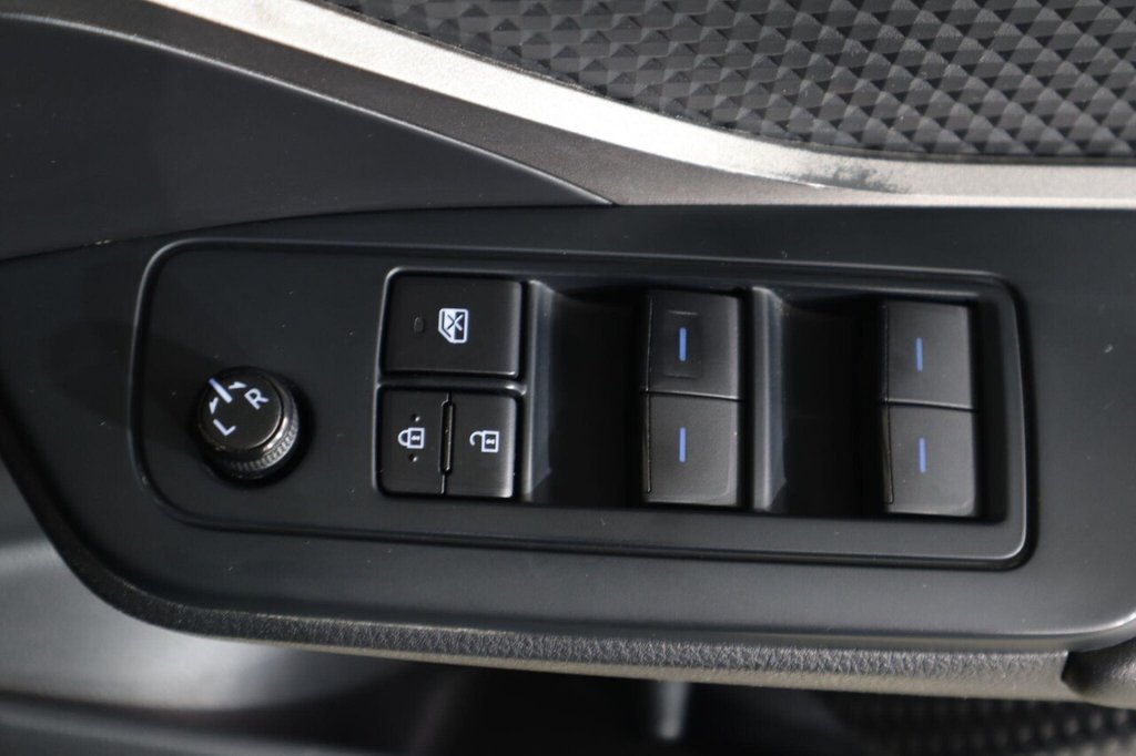 Used Toyota C-HR 2023 for sale - 77835549: Photo 25