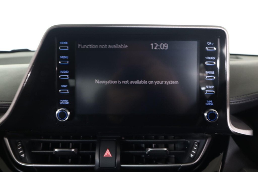 Used Toyota C-HR 2023 for sale - 77835549: Photo 32