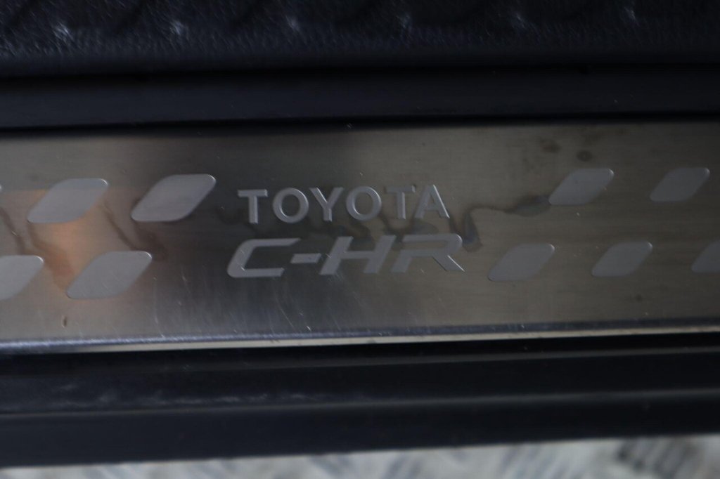Used Toyota C-HR 2023 for sale - 77835549: Photo 45