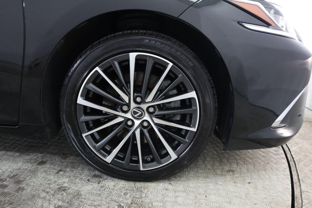 Used Lexus ES 2022 for sale - 76914782: Photo 34