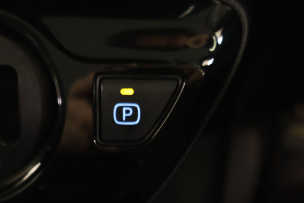 Used Toyota Prius 2022 for sale - 76439171: Photo 21