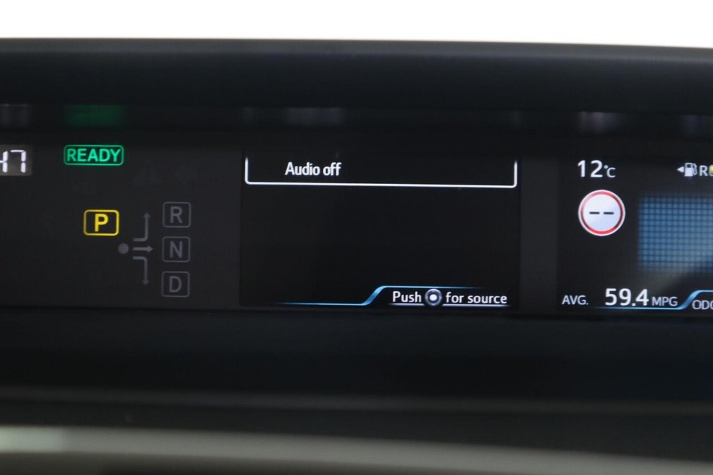 Used Toyota Prius 2022 for sale - 76439171: Photo 35