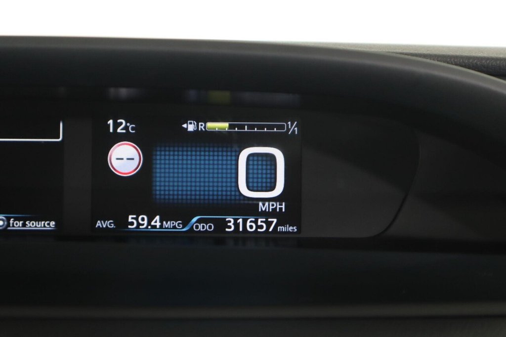 Used Toyota Prius 2022 for sale - 76439171: Photo 45