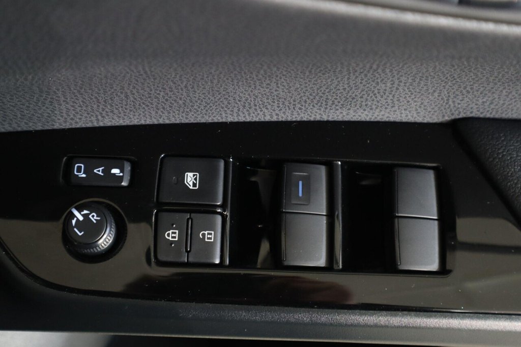 Used Toyota Prius 2022 for sale - 76783733: Photo 25