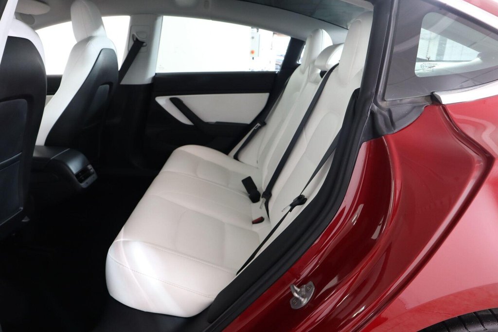 Used Tesla Model 3 2019 for sale - 76068953: Photo 15