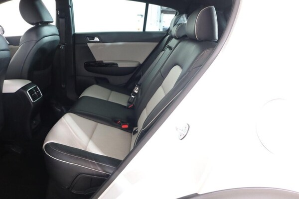 Used Kia Sportage 2018 for sale - 76132854: Photo 16