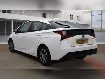 Used Toyota Prius 2020 for sale - 77551825: Photo