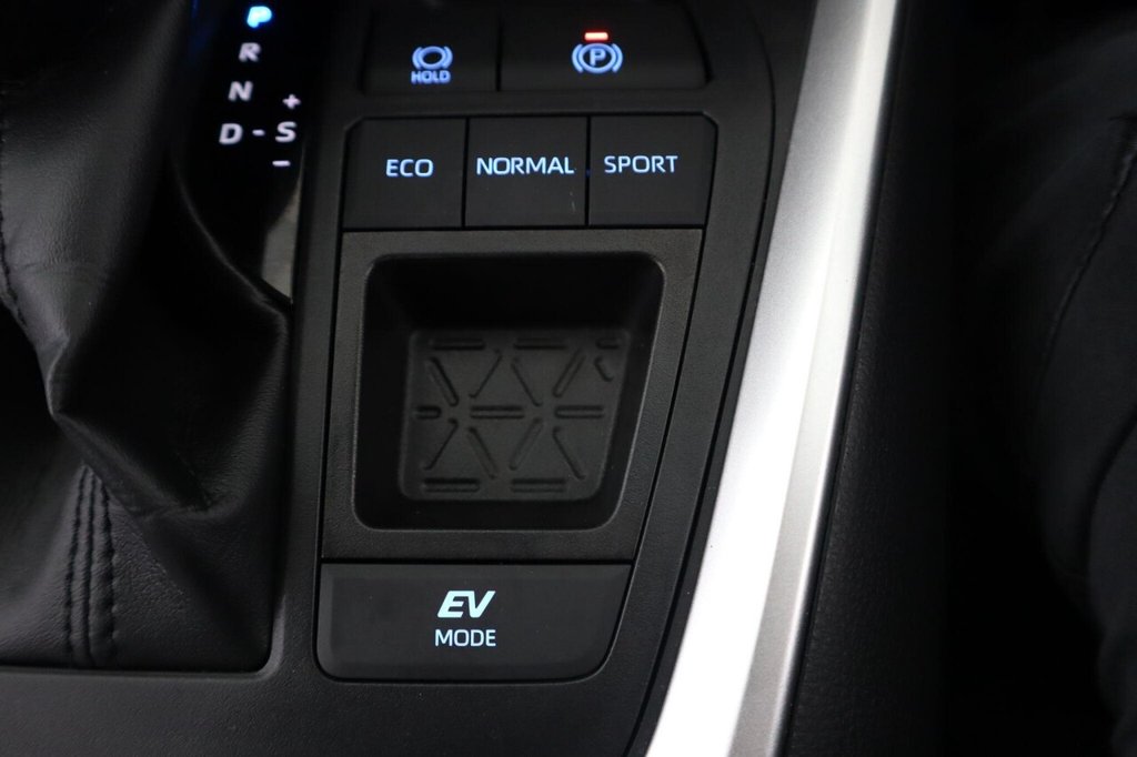 Used Toyota RAV4 2022 for sale - 76783721: Photo 24