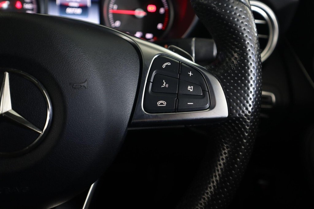 Used Mercedes-Benz GLC 2018 for sale - 78154256: Photo 17