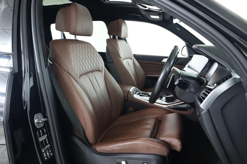 Used BMW X7 2022 for sale - 76632343: Photo 15