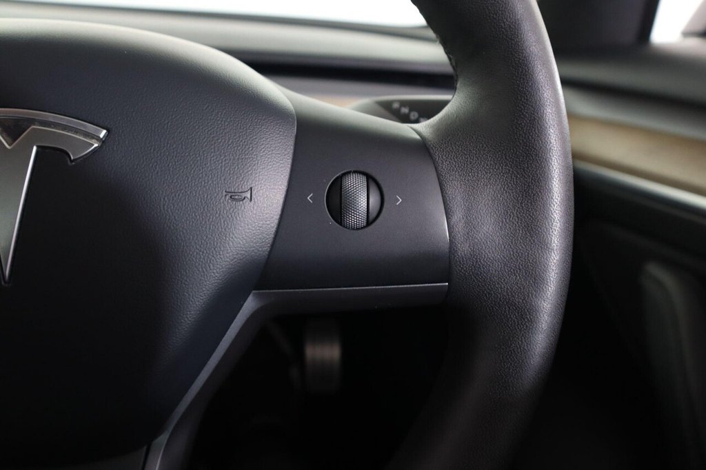 Used Tesla Model 3 2021 for sale - 76496627: Photo 16