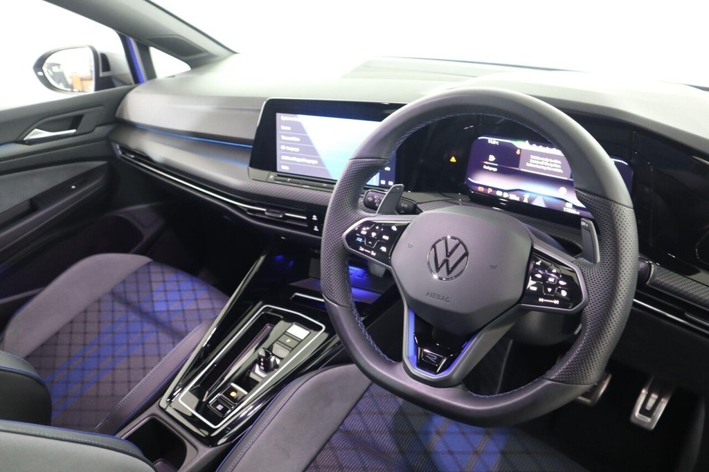 Used Volkswagen Golf 2023 for sale - 76235898: Photo 12