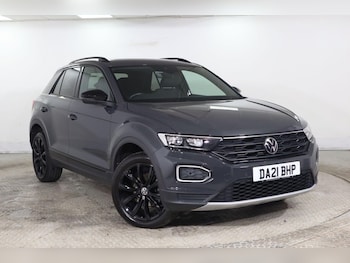 Used Volkswagen T-Roc 2021 for sale - 77792255: Photo