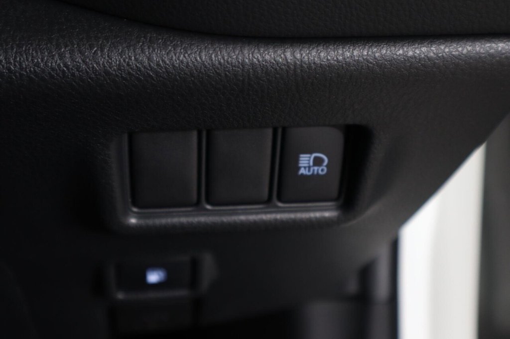 Used Toyota C-HR 2022 for sale - 77594618: Photo 26