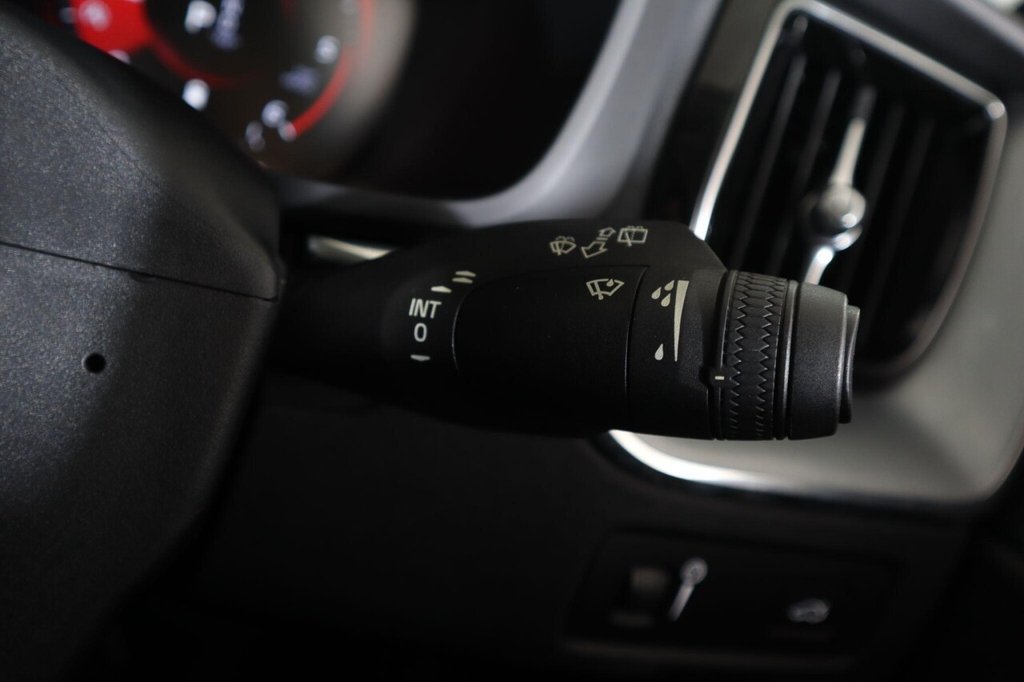 Used Volvo XC60 2020 for sale - 77437326: Photo 18