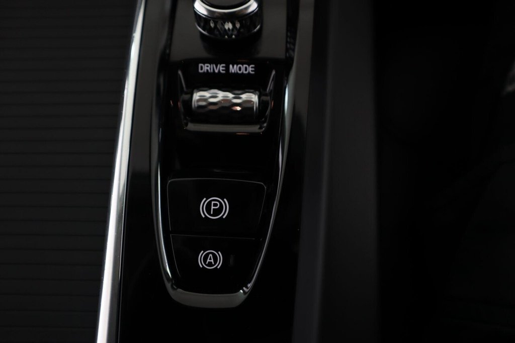 Used Volvo XC60 2020 for sale - 77437326: Photo 21