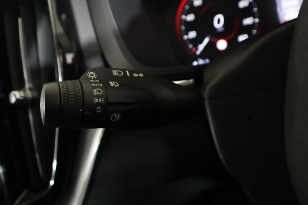 Used Volvo XC60 2020 for sale - 77437326: Photo 50