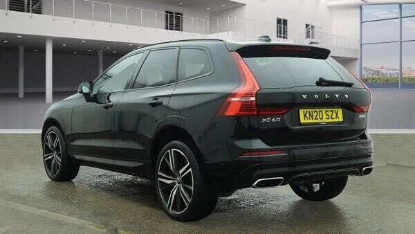 Used Volvo XC60 2020 for sale - 77551847: Photo 2