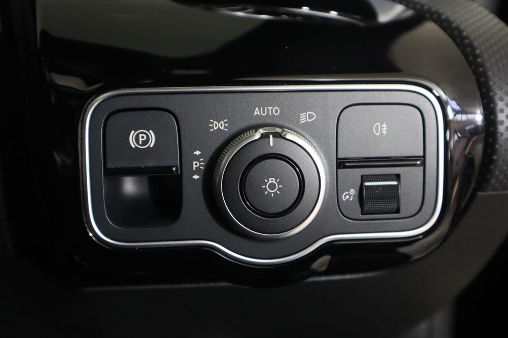 Used Mercedes-Benz CLA 2023 for sale - 76386320: Photo 25