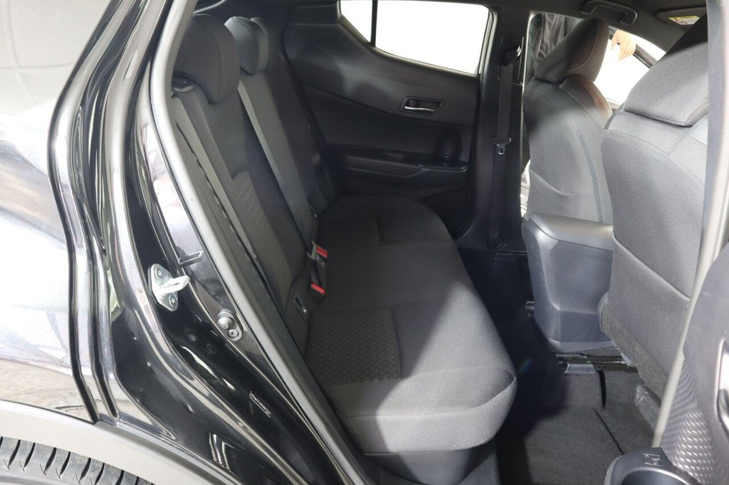 Used Toyota C-HR 2022 for sale - 76386324: Photo 15