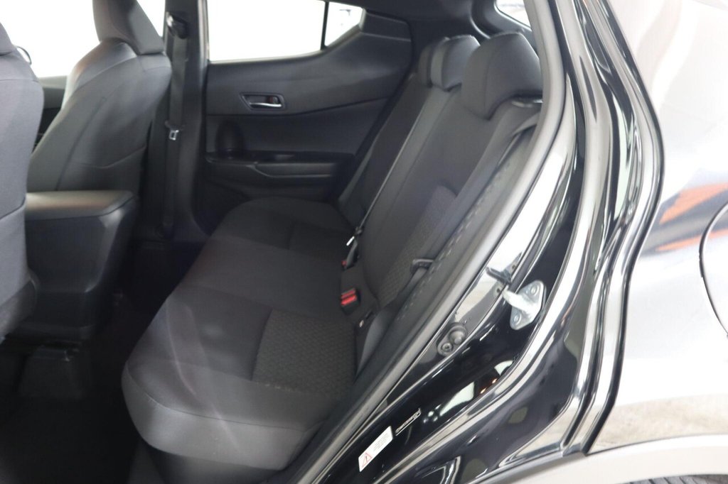 Used Toyota C-HR 2022 for sale - 76386324: Photo 16