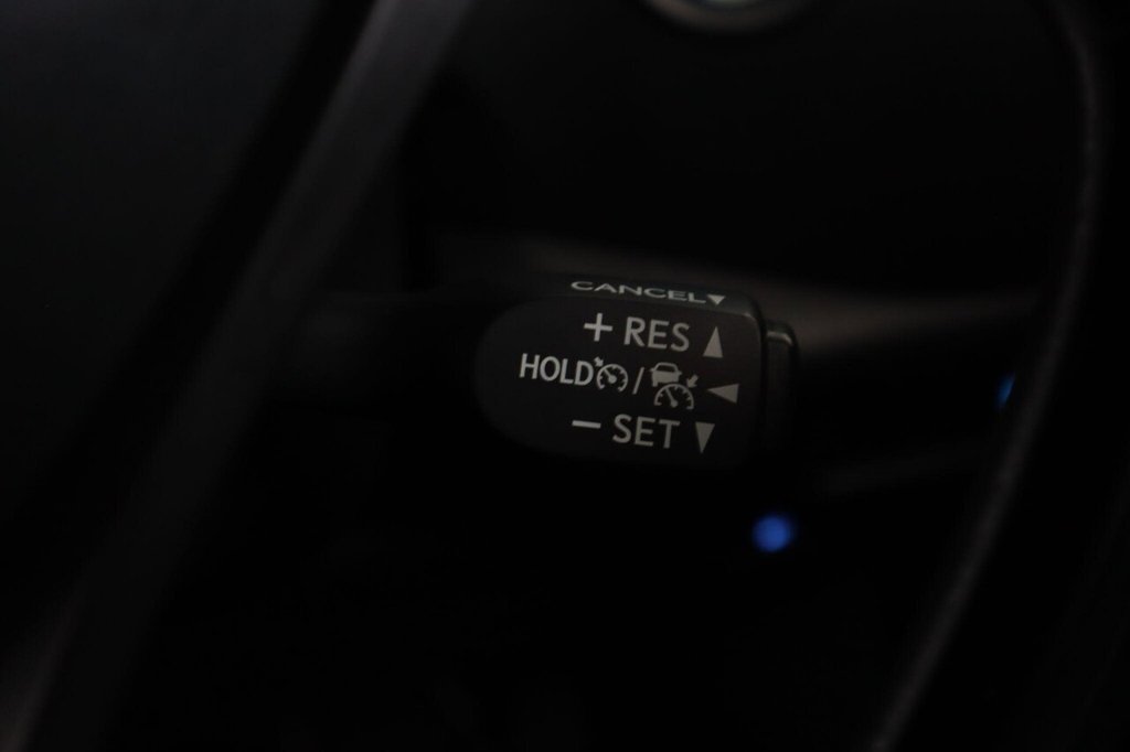 Used Toyota C-HR 2022 for sale - 76386324: Photo 21