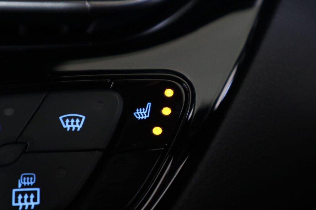 Used Toyota C-HR 2022 for sale - 76386324: Photo 22